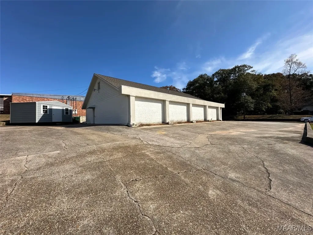 578 Andrews Avenue Ozark AL 36360