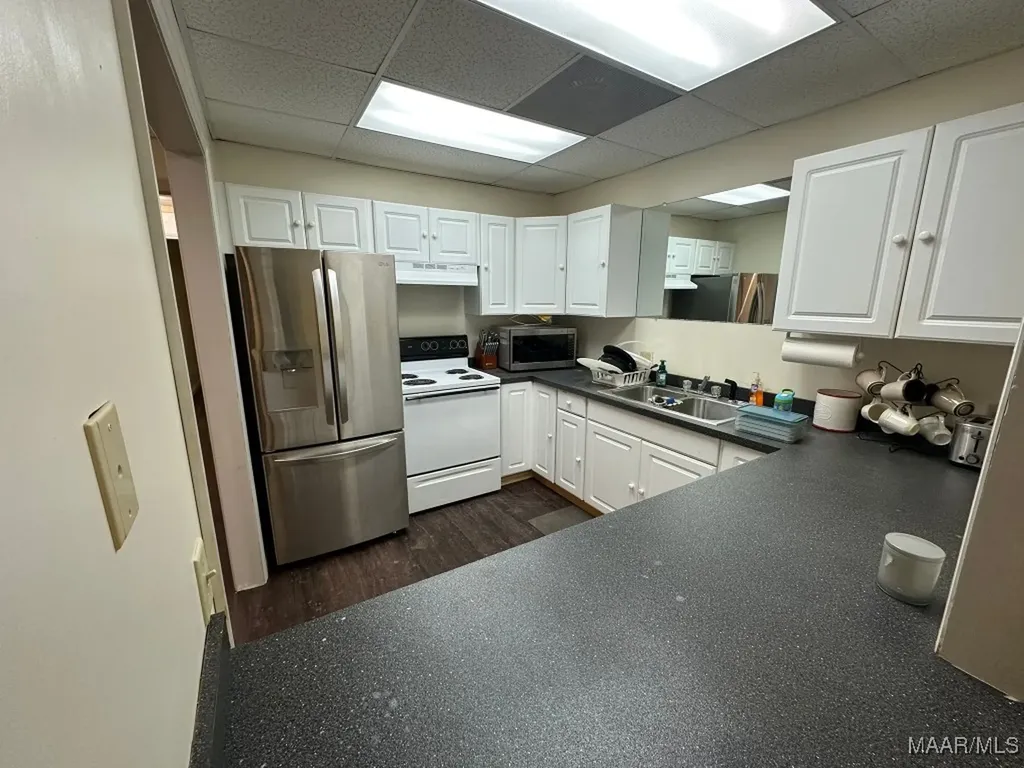 120 N Main Street Brundidge AL 36010