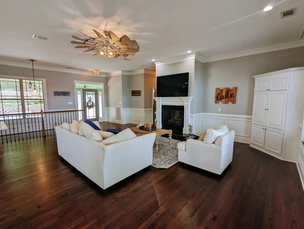 1320 Lakemont Drive North Southside AL 35907