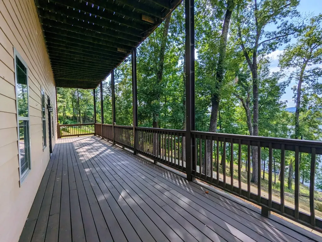 1320 Lakemont Drive North Southside AL 35907