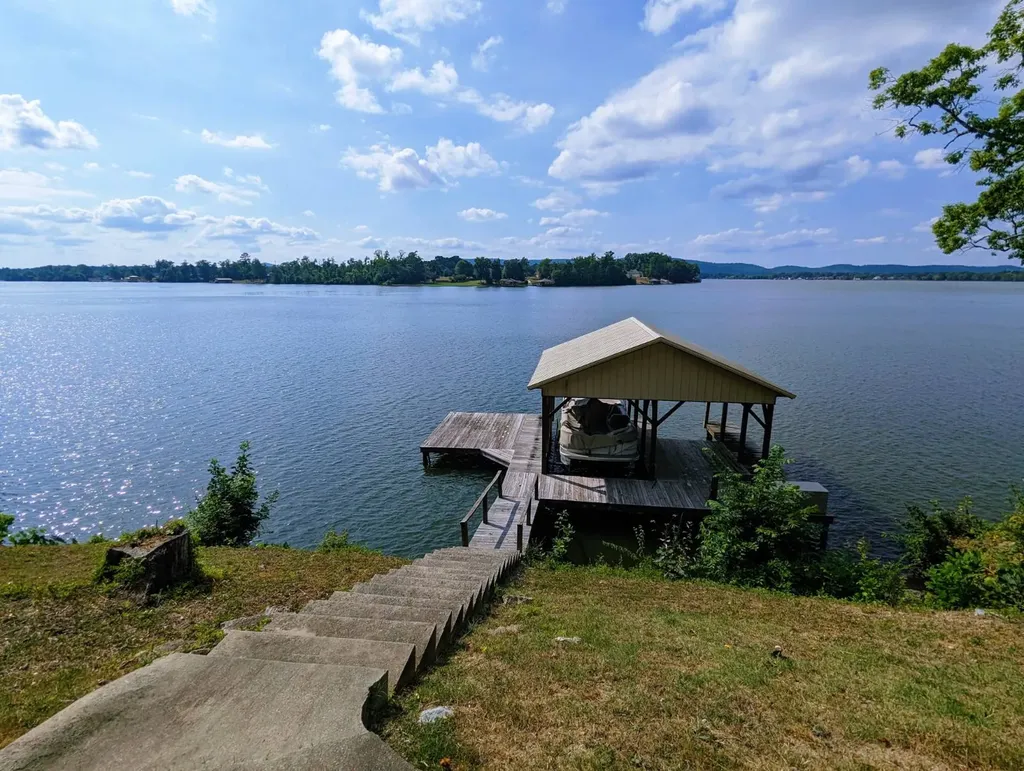 1320 Lakemont Drive North Southside AL 35907