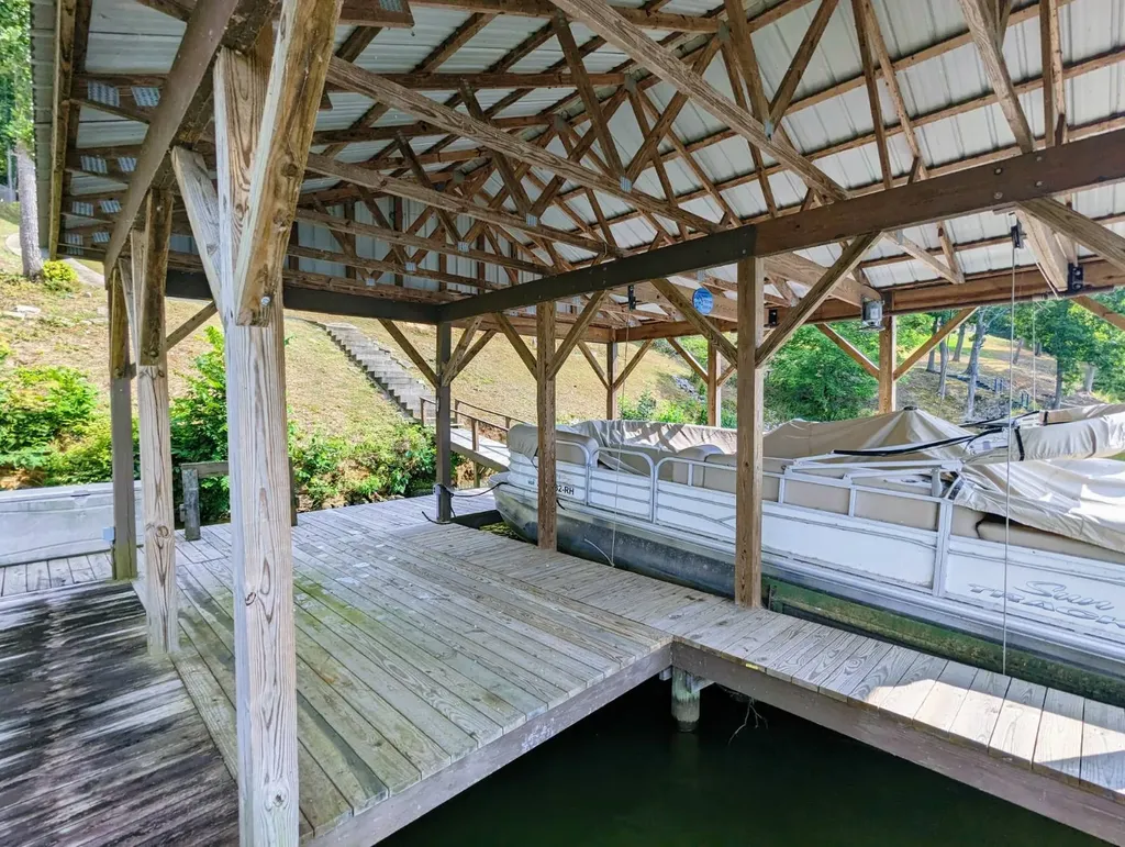 1320 Lakemont Drive North Southside AL 35907