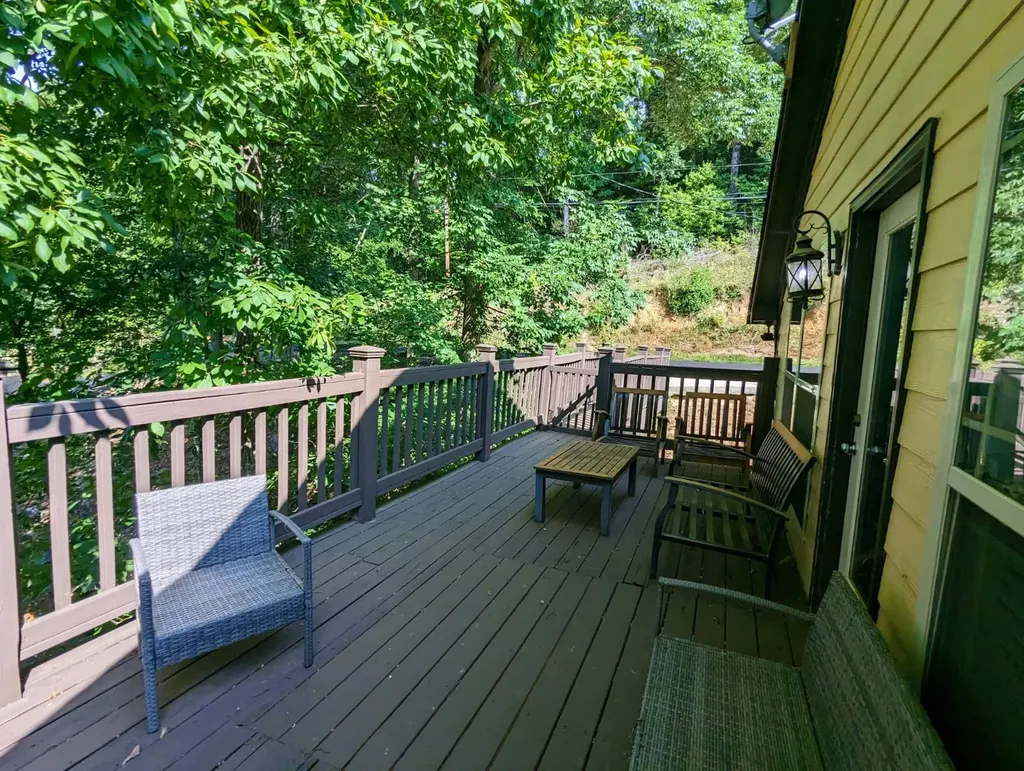 1320 Lakemont Drive North Southside AL 35907