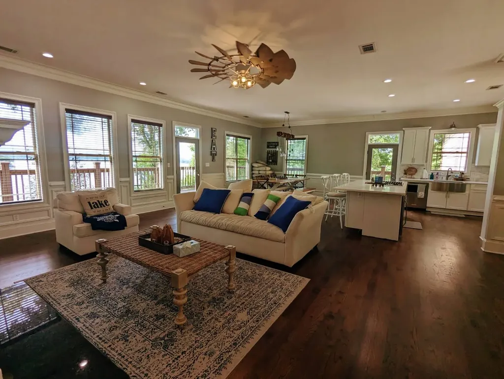 1320 Lakemont Drive North Southside AL 35907