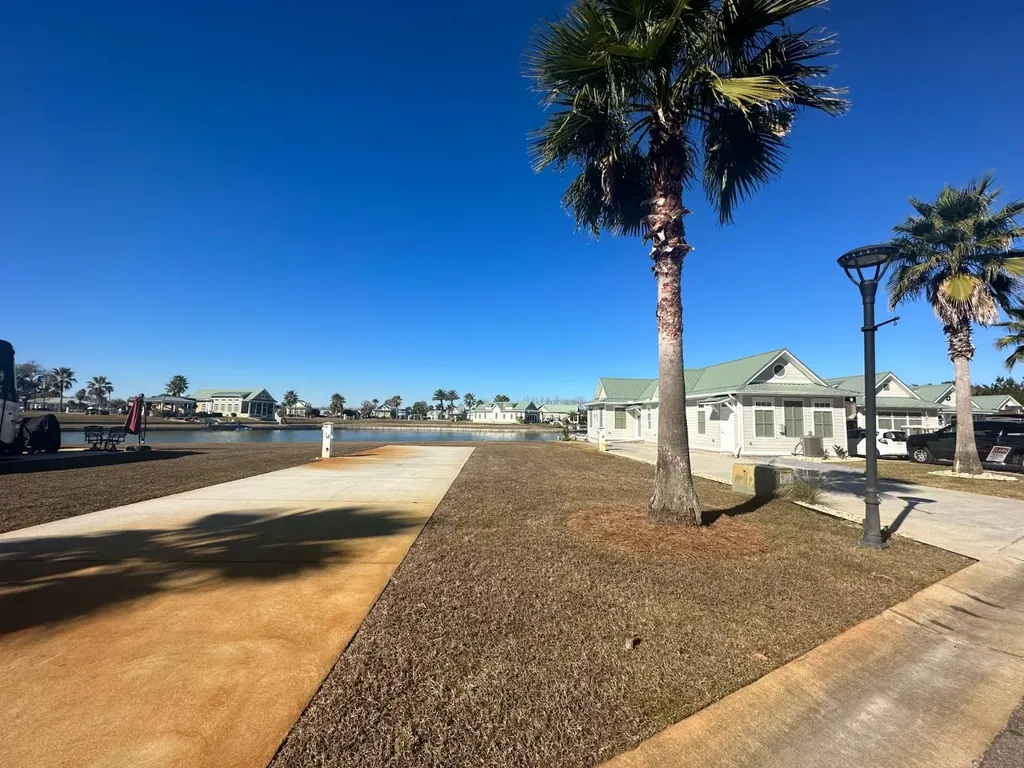 11850 Gateway Drive Elberta AL 36530