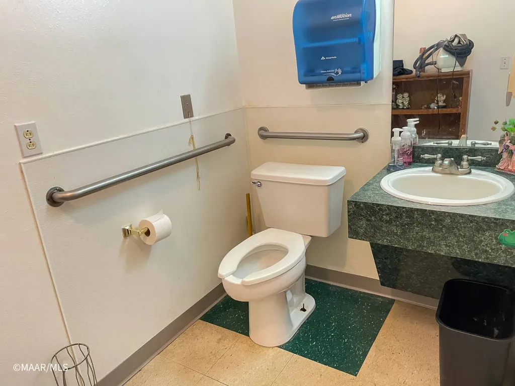 935 West Third Street Thomasville AL 36784