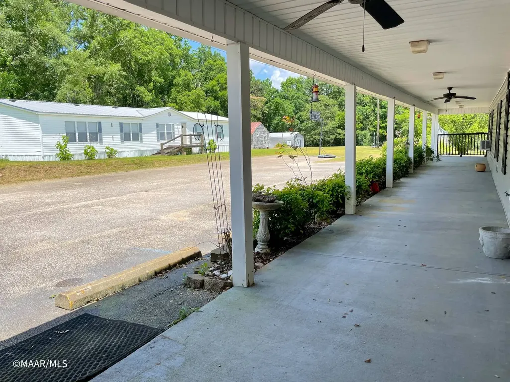 935 West Third Street Thomasville AL 36784