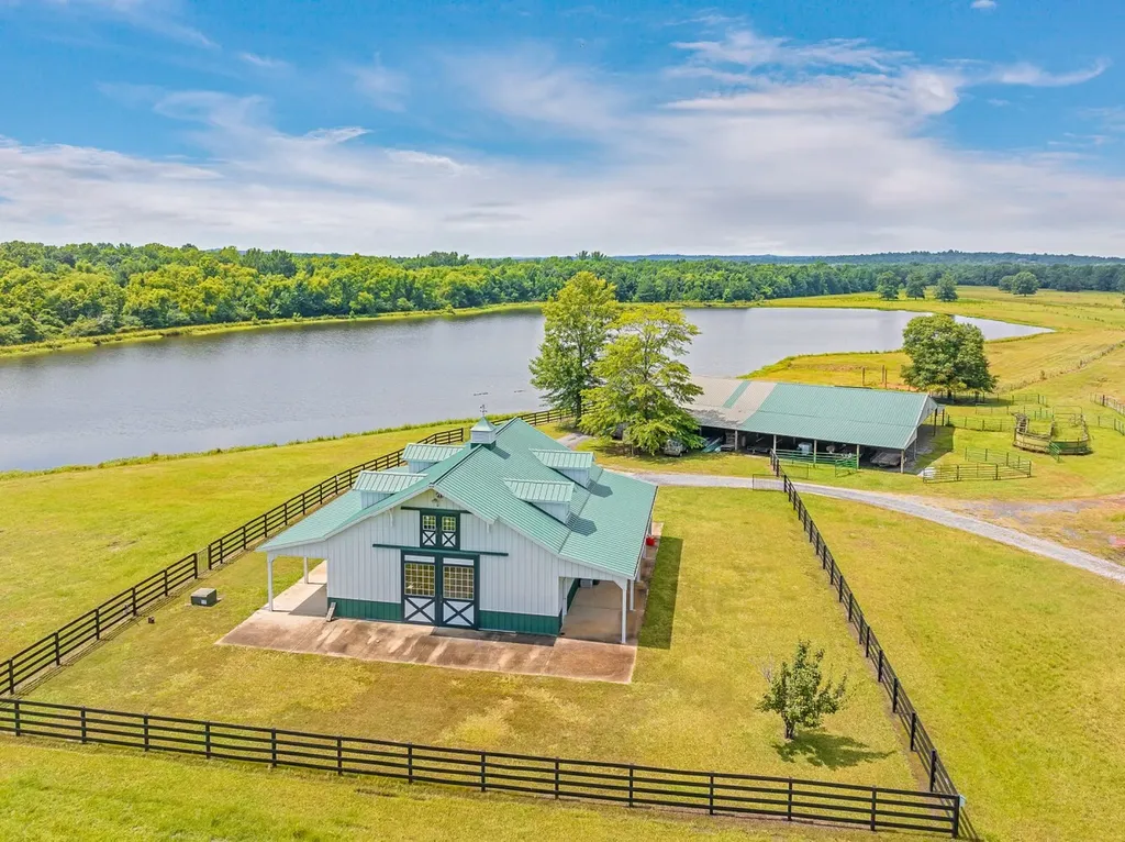 80991 Tallassee Highway Eclectic AL 36024