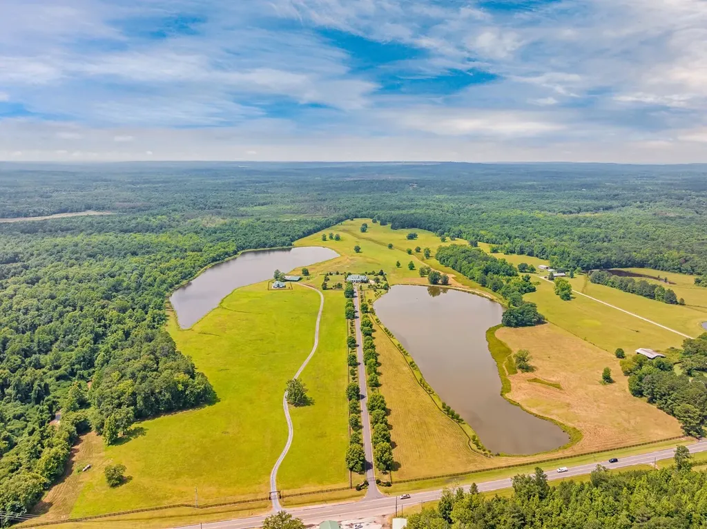 80991 Tallassee Highway Eclectic AL 36024