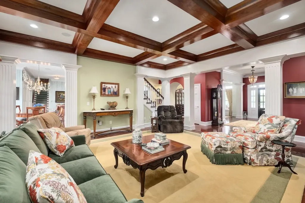 80991 Tallassee Highway Eclectic AL 36024