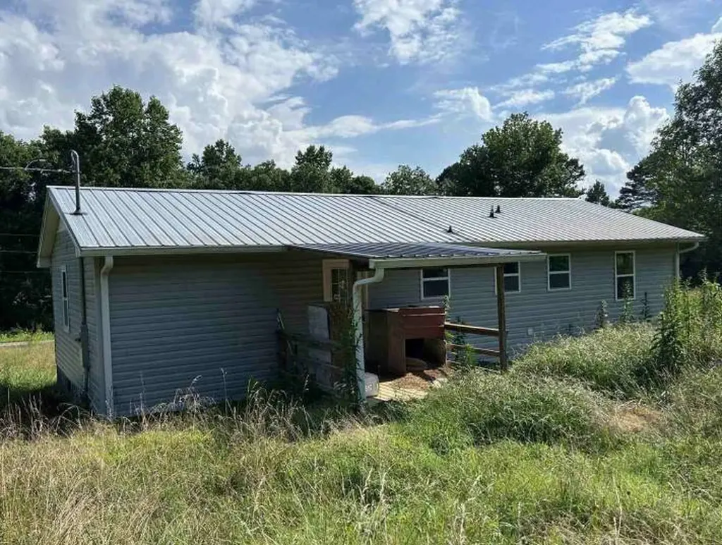 1769 County Road 318 Bryant AL 35958