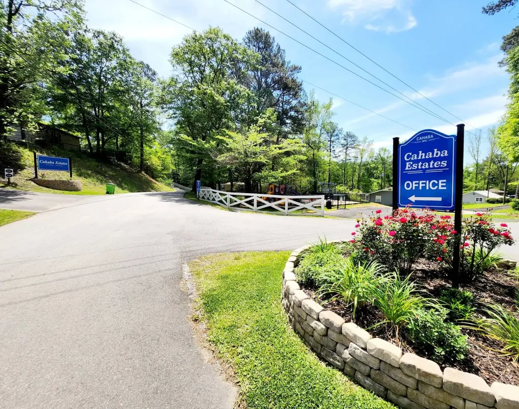 723 Morgan Drive Trussville AL 35173