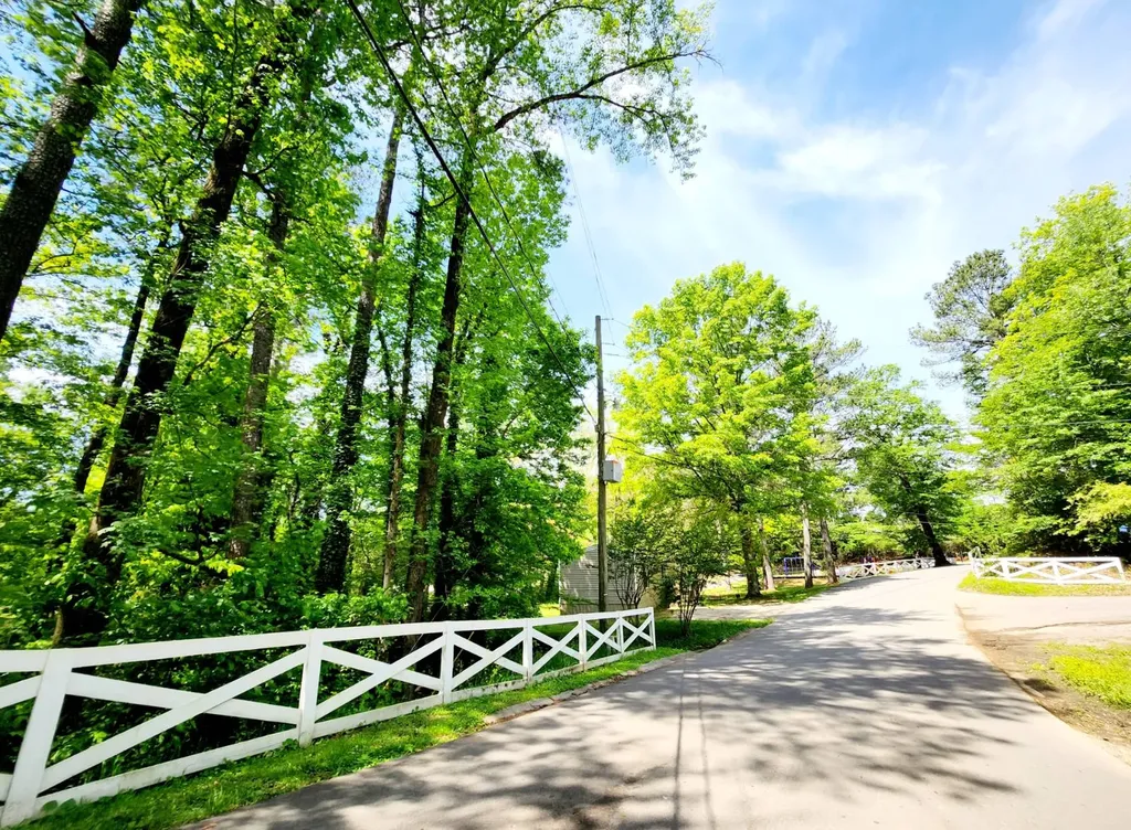 723 Morgan Drive Trussville AL 35173