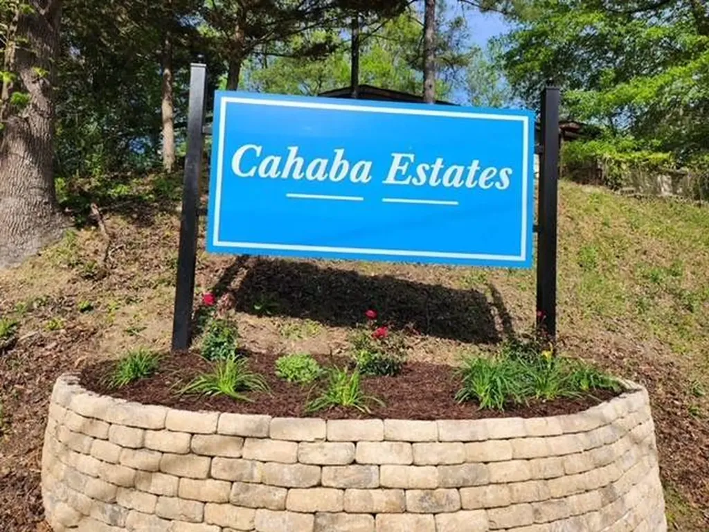 723 Morgan Drive Trussville AL 35173