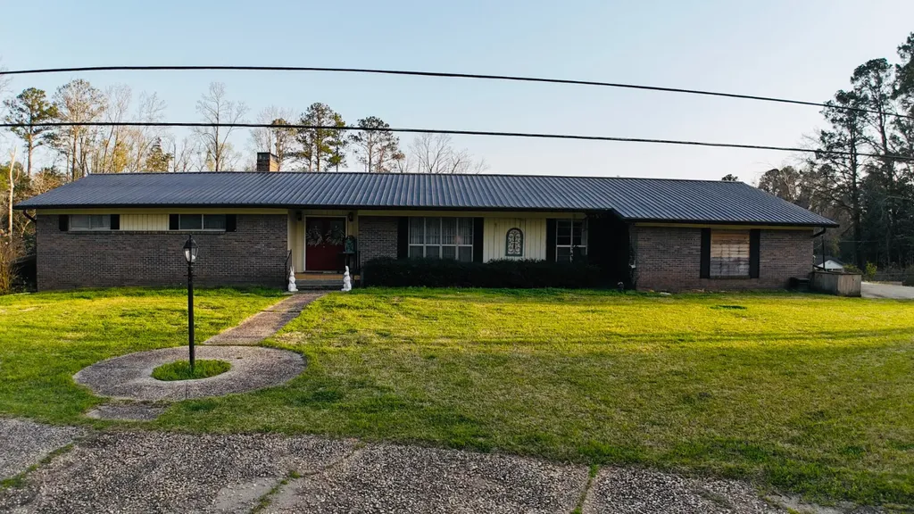 721 Pine Street Thomasville AL 36784