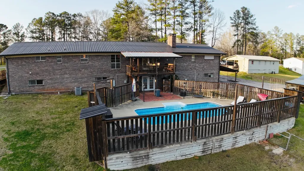 721 Pine Street Thomasville AL 36784