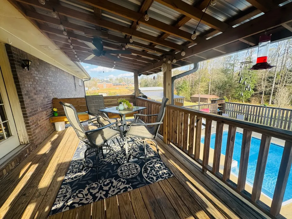 721 Pine Street Thomasville AL 36784