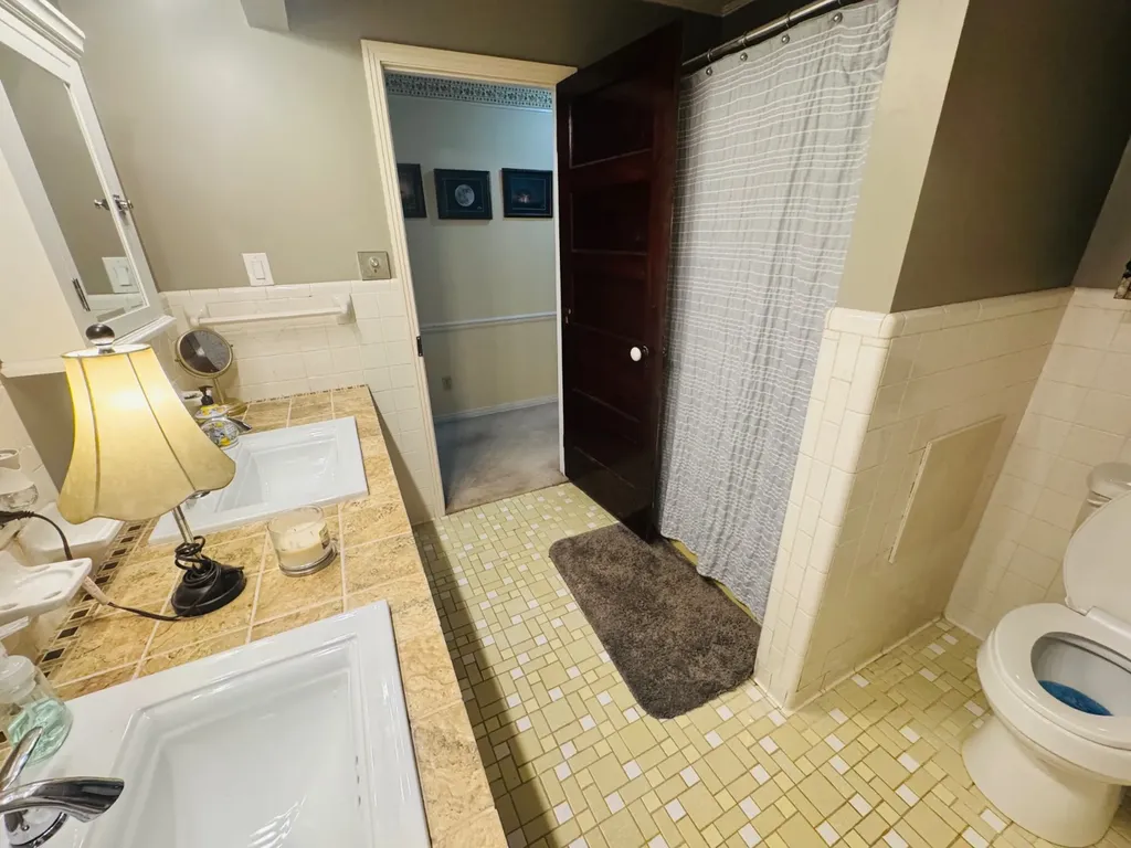 721 Pine Street Thomasville AL 36784