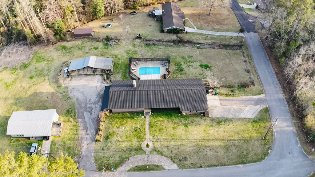 721 Pine Street Thomasville AL 36784