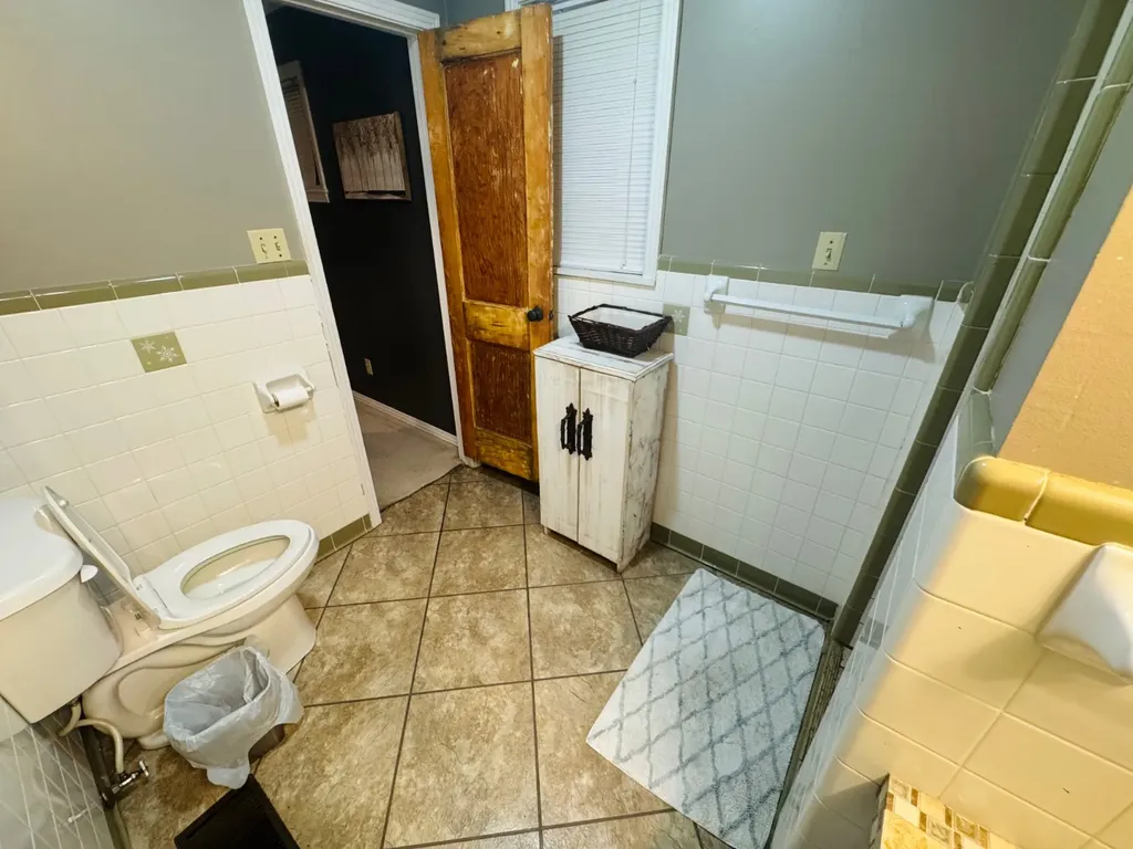 721 Pine Street Thomasville AL 36784