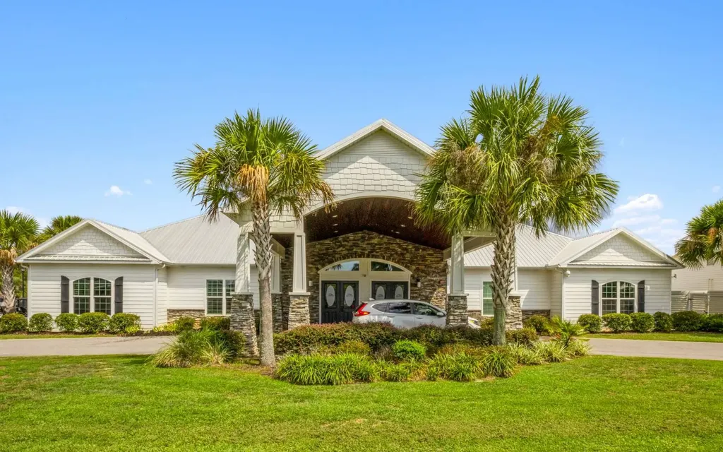 8485 Carriage Way Foley AL 36535