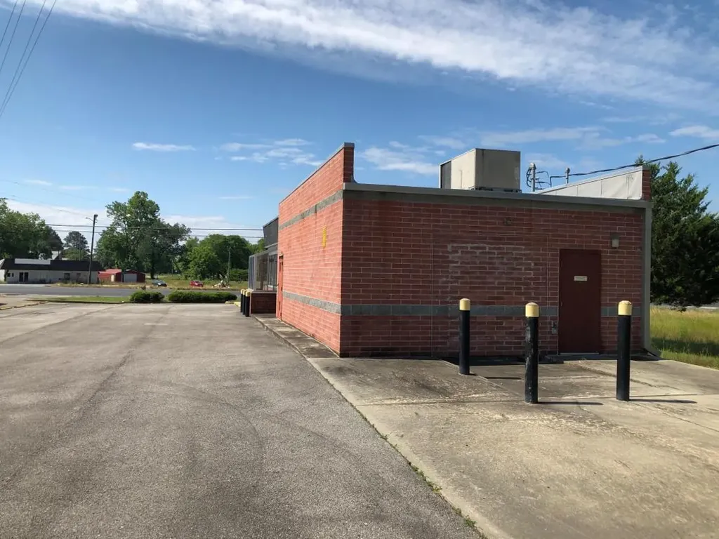 5394 Us 280 Harpersville AL 35078
