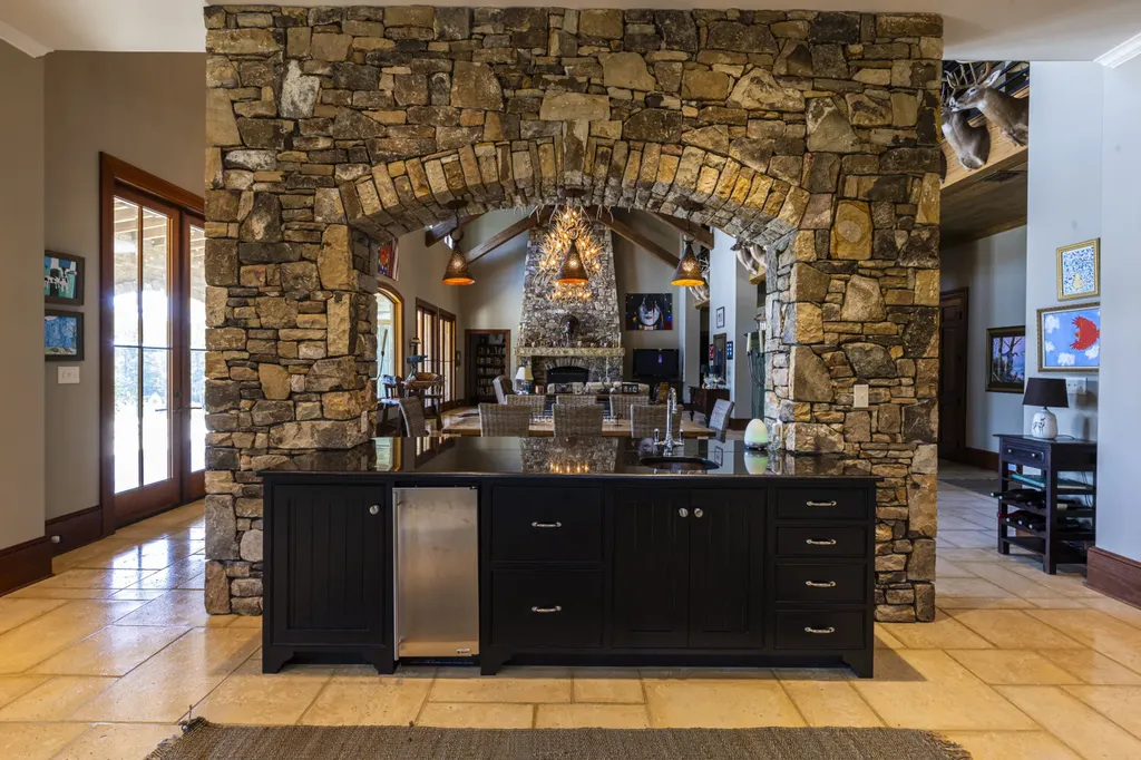 468 Oak Road Deer Park AL 36529