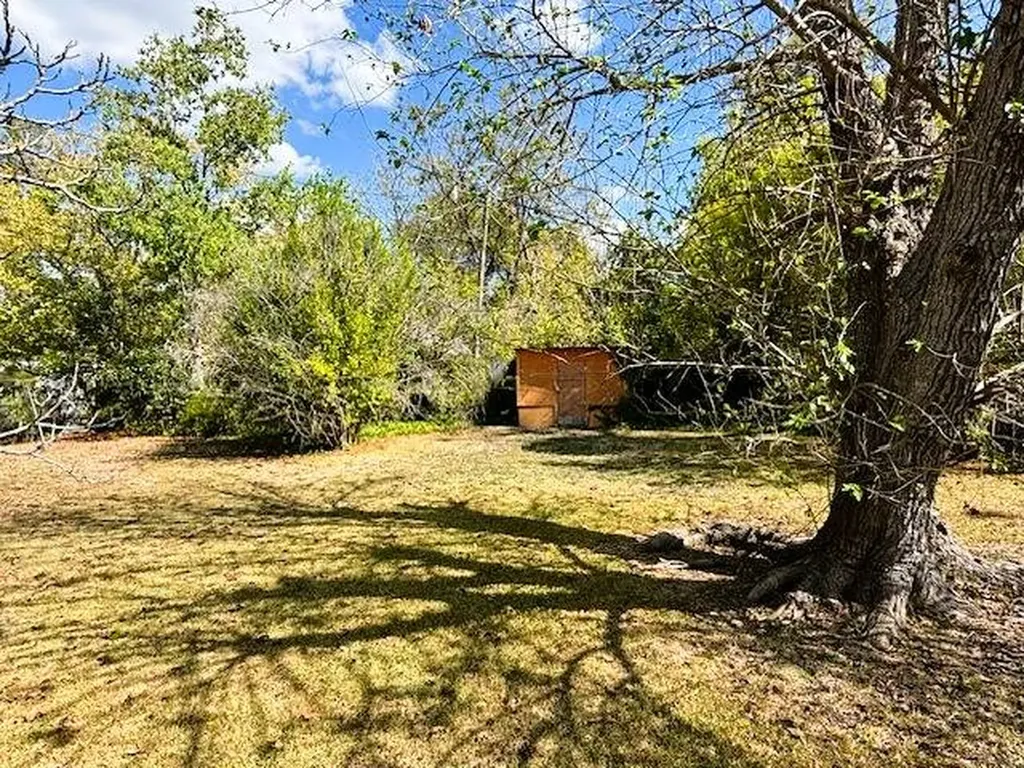 306 North Ash Avenue Demopolis AL 36732