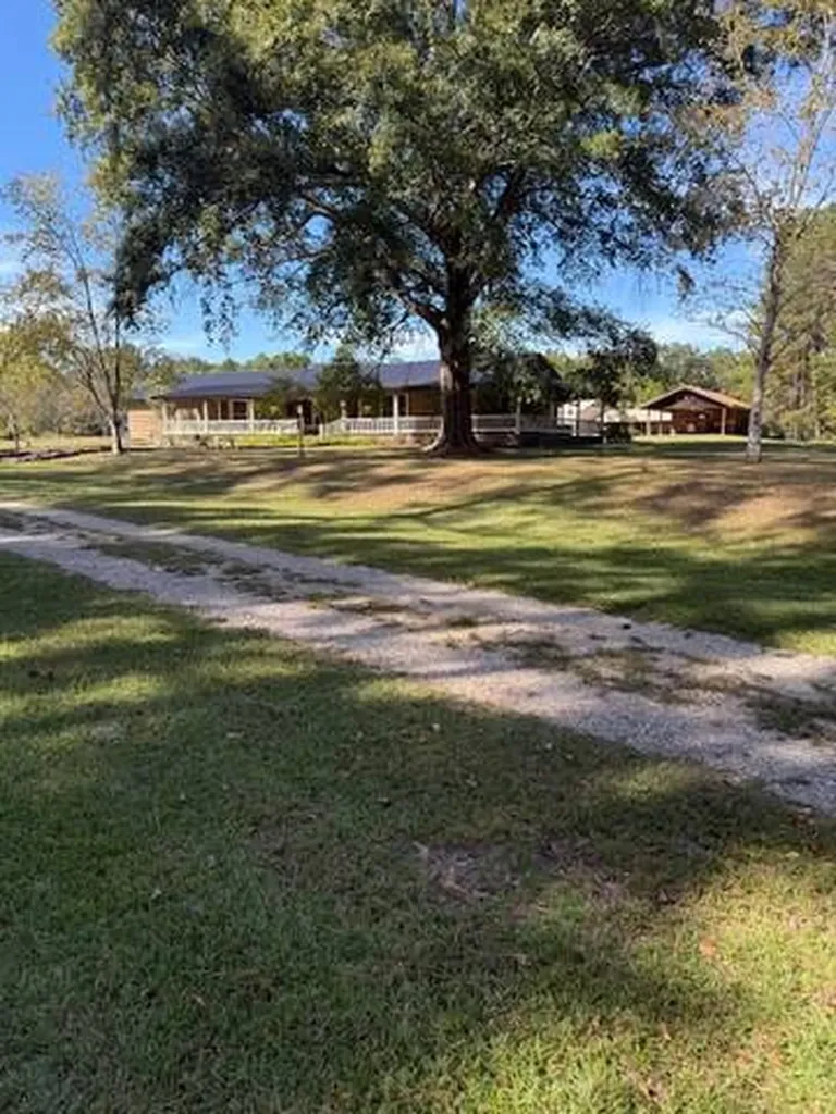 80 Juniper Drive Chatom AL 36518