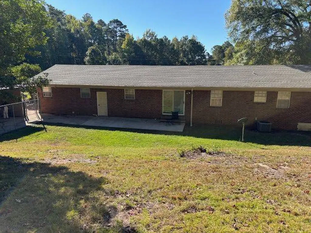 154 Charlotte Circle Jackson AL 36545