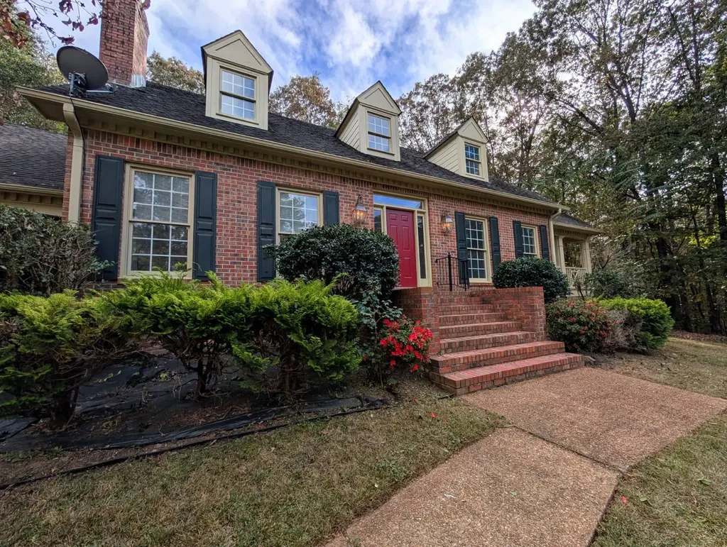 120 Ridgecrest Gadsden AL 35901