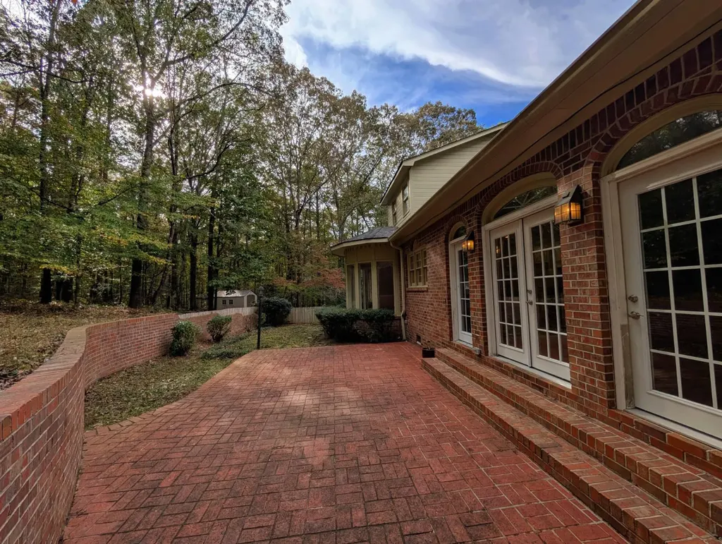 120 Ridgecrest Gadsden AL 35901