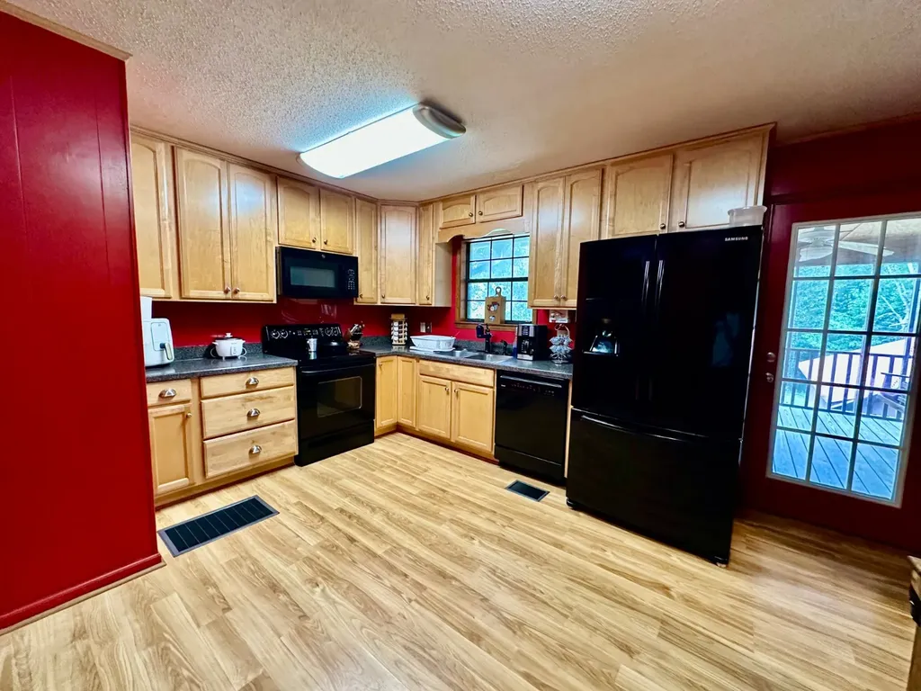 840 Windsorwood Drive Thomasville AL 36784
