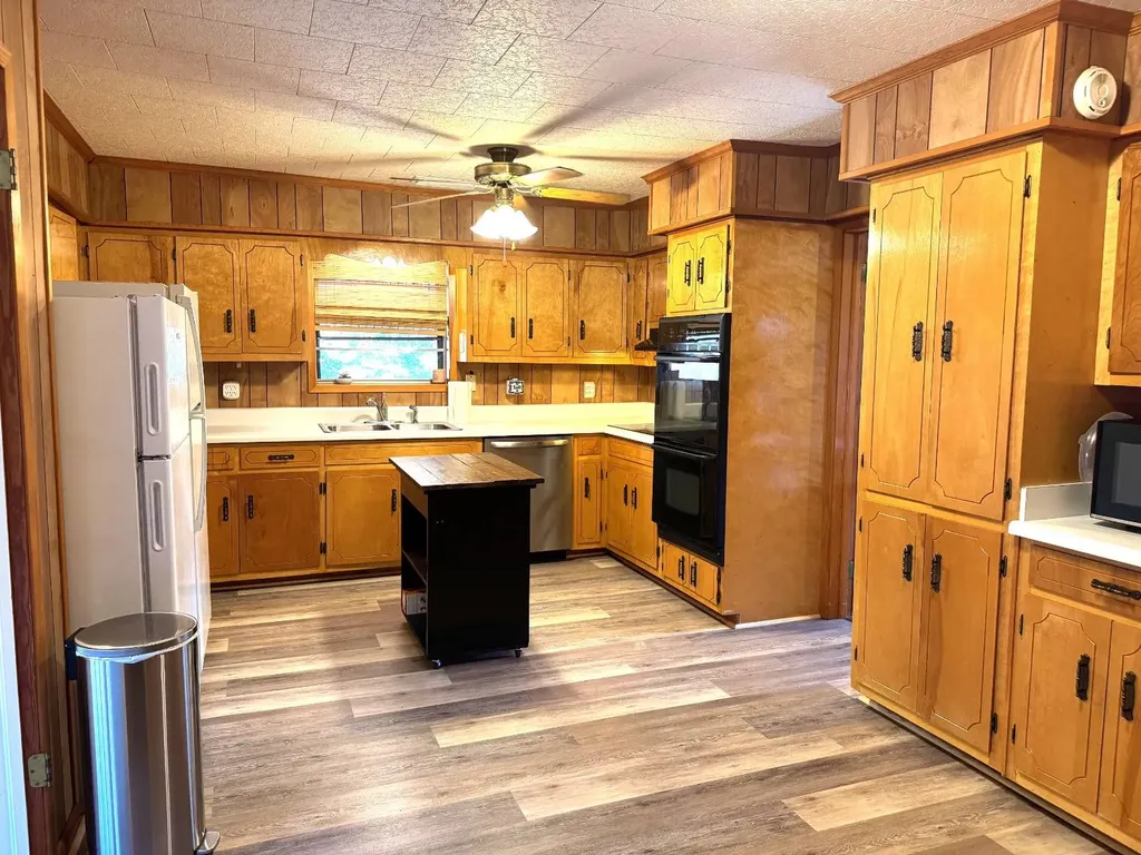 12288 Brooklyn Road Andalusia AL 36421
