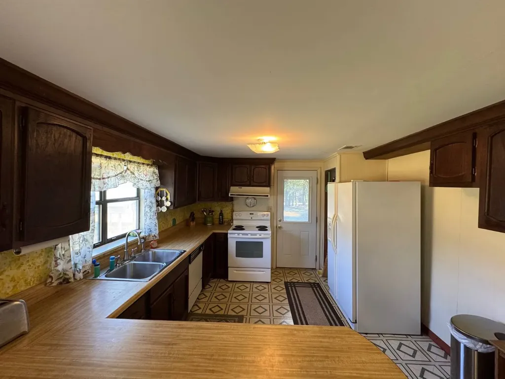 14734 Clary Road Florala AL 36442