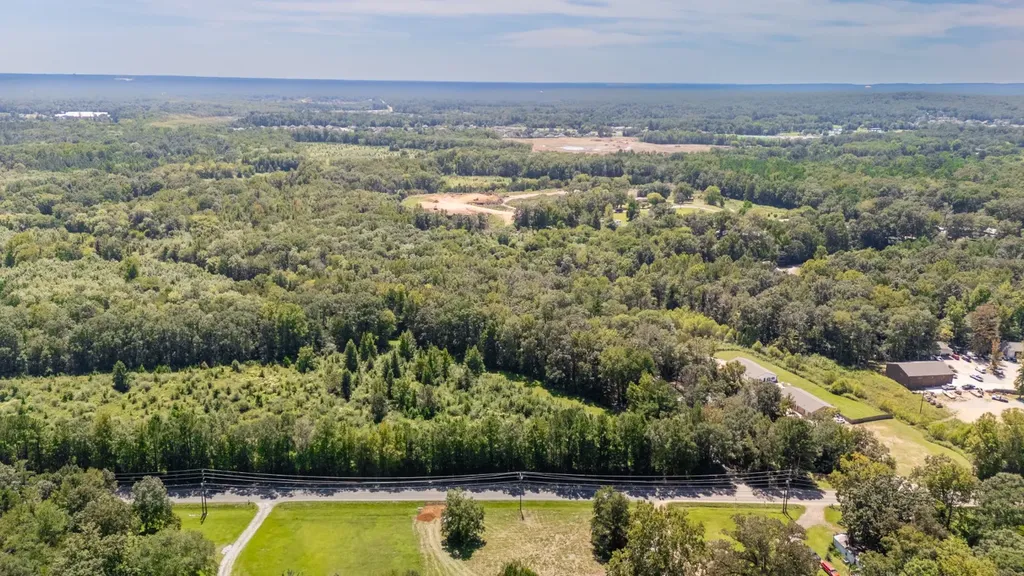 831 Smokey Road Alabaster AL 35007