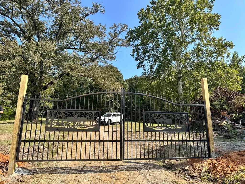 831 Smokey Road Alabaster AL 35007