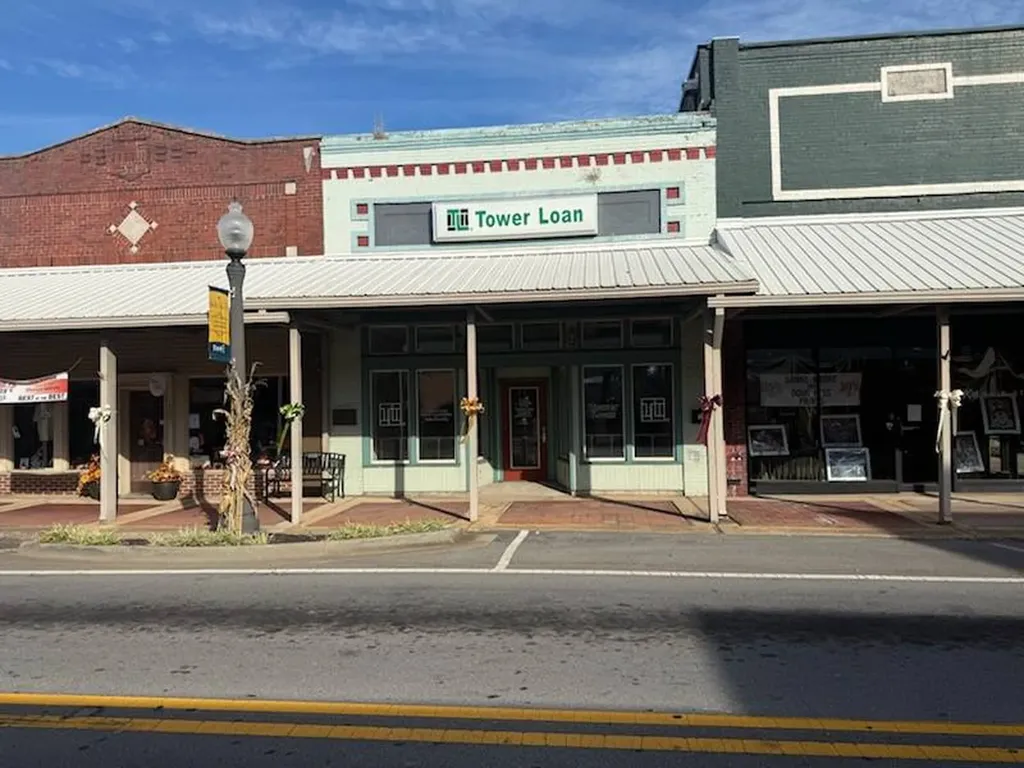 125 Main Street Hartselle AL 35640