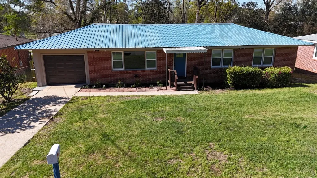 204 Dixie Drive Ozark AL 36360