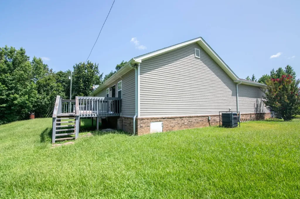 94 Barton Place Cordova AL 35550