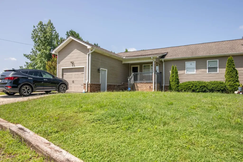 94 Barton Place Cordova AL 35550