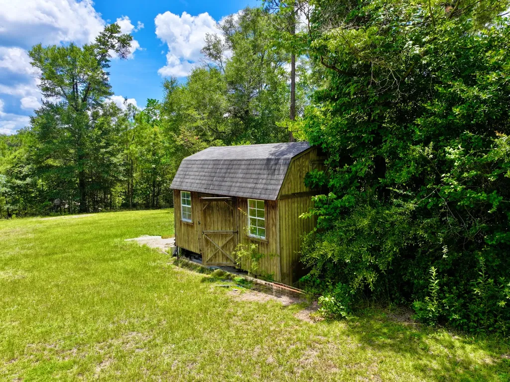 167 4th Avenue Grove Hill AL 36451