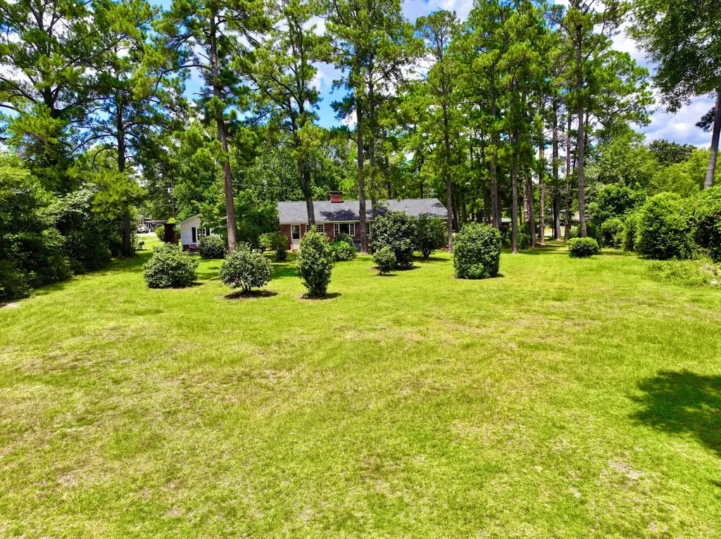 167 4th Avenue Grove Hill AL 36451