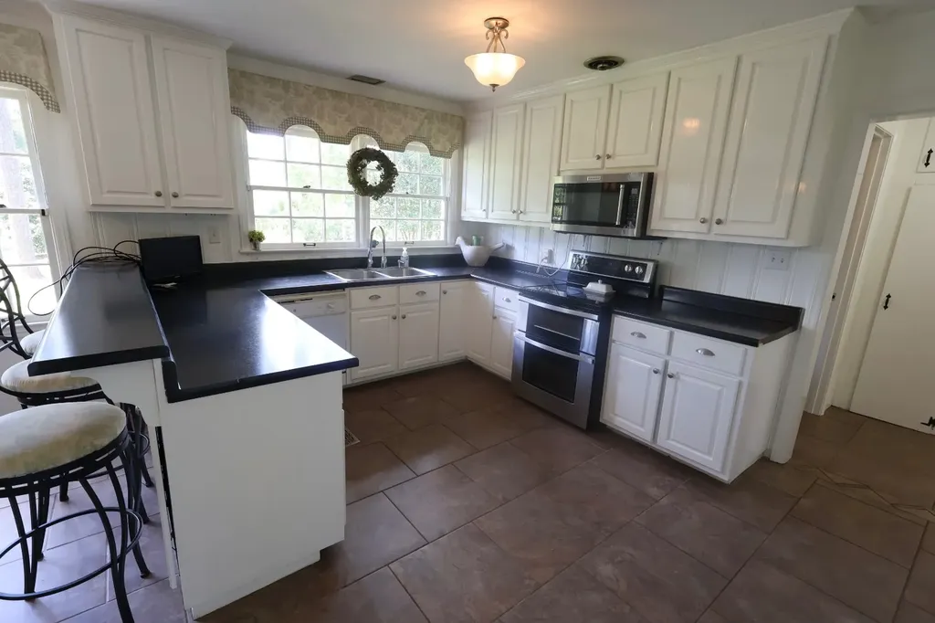 167 4th Avenue Grove Hill AL 36451