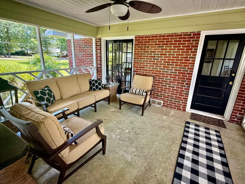167 4th Avenue Grove Hill AL 36451