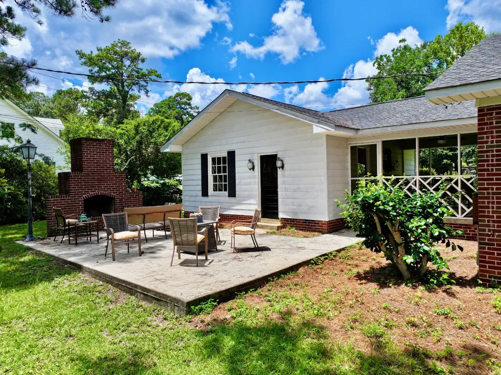 167 4th Avenue Grove Hill AL 36451