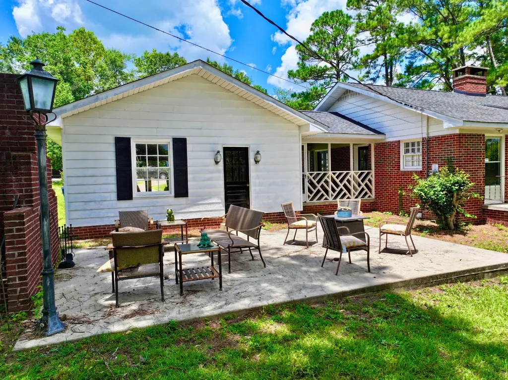 167 4th Avenue Grove Hill AL 36451