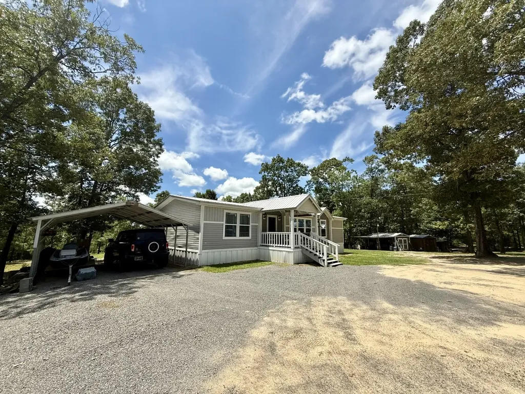 5573 County Road 1 Chatom AL 36518