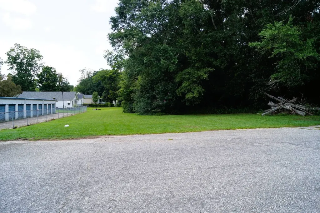 809 College Avenue Jackson AL 36545