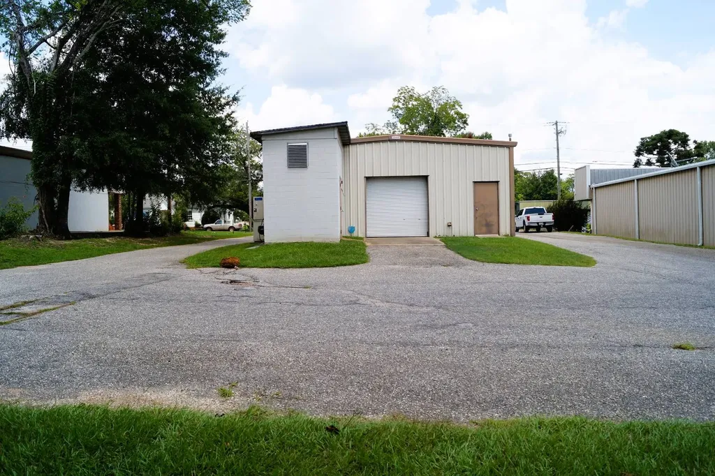 809 College Avenue Jackson AL 36545